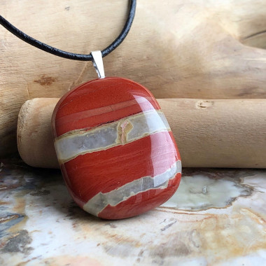 copy of Jaspe bréchique monté en pendentif