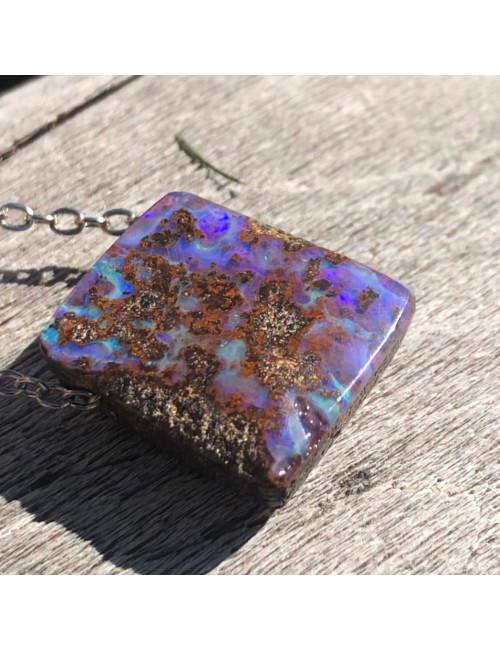 Opale Boulder sur chaîne argent