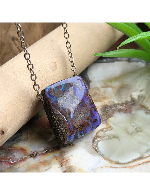 Opale Boulder, Pendentif sur chaîne acier