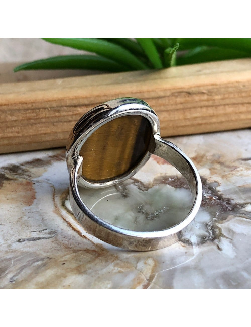 Bague en argent 925/1000 avec cabochon en Oeil de tigre.