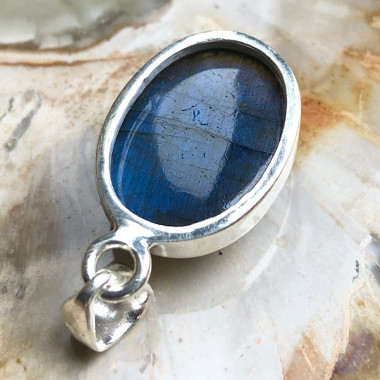 Pendentif en argent 925 avec Labradorite Bleue AAA