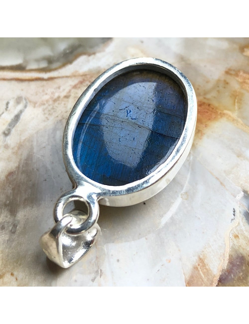 Pendentif en argent 925 avec Labradorite Bleue A