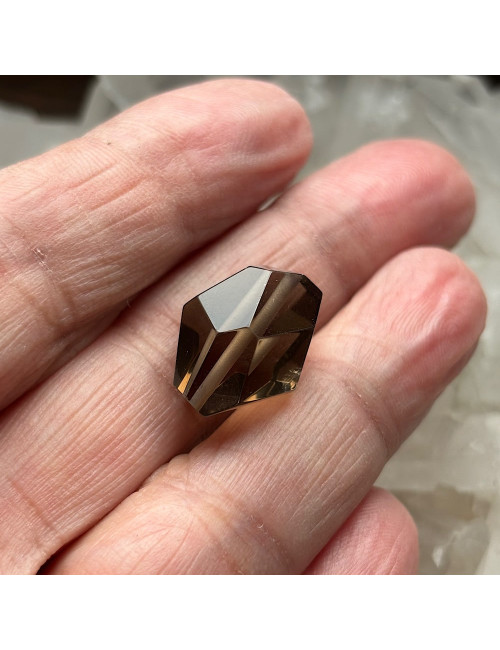 Quartz fumé, 3 perles taillées