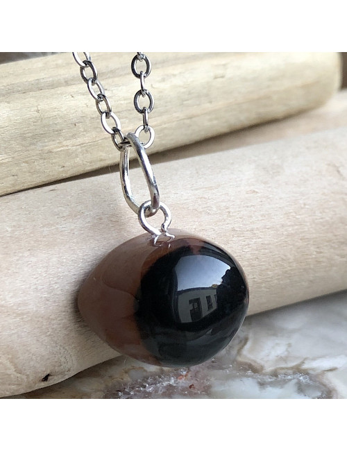 Spécialités en pierre fine. Pendentif en agate Oeil de Shiva
