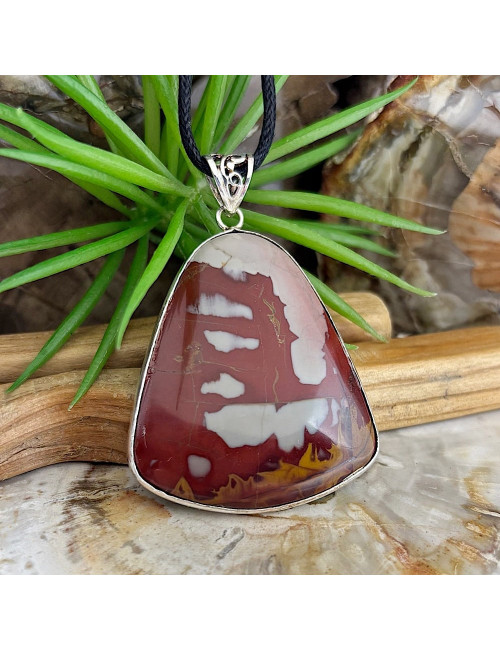 Grand pendentif en jaspe noorena