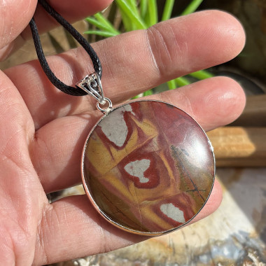 Grand pendentif en jaspe noorena