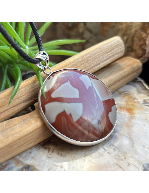 Grand pendentif en jaspe noorena