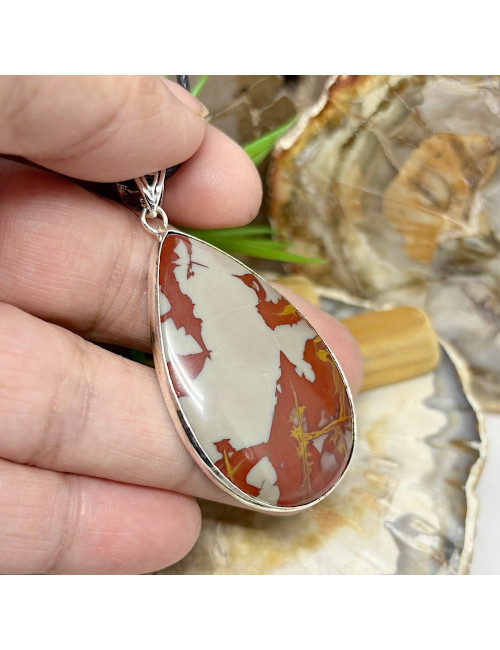 Grand pendentif en jaspe noorena