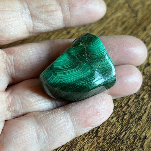 Galet de malachite grade AA