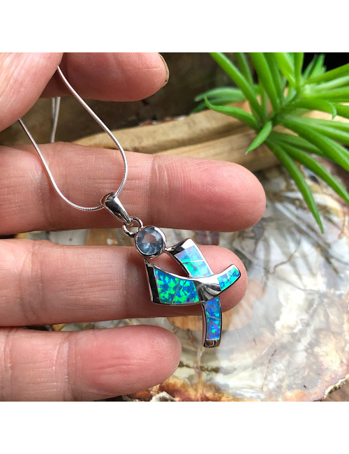 Pendentif argent 925  rhodié et opale reconstituée.