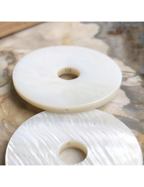 Nacre naturelle, 3 perles donuts