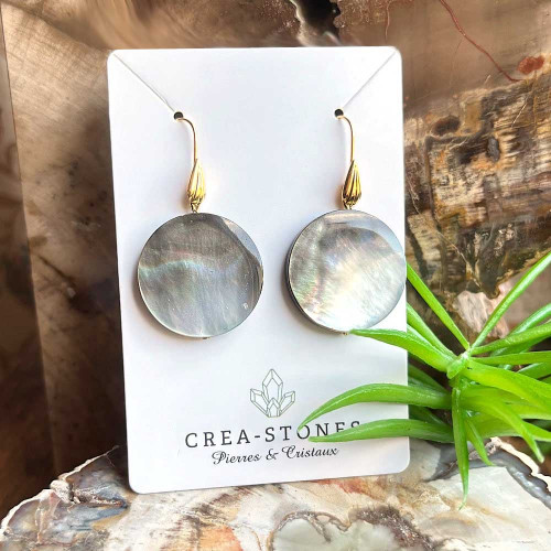Boucles d’oreilles en Nacre irisée