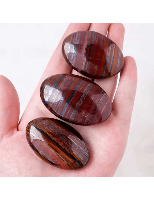 Gros galet en pierre œil de fer