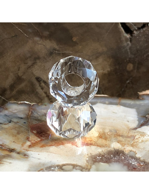 Perle cristal de roche facettée large trou 3 mm