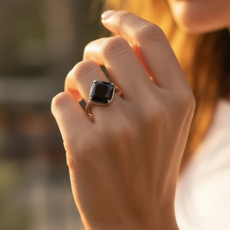 Bague En Argent Massif Avec Cabochon D'onyx Et Motif Feuilles - Taille 59 - Occasion