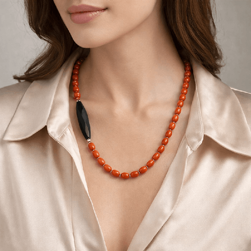 Collier corail et onyx