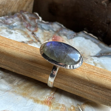 Bague en argent avec cabochon rond de PIERRE labradorite