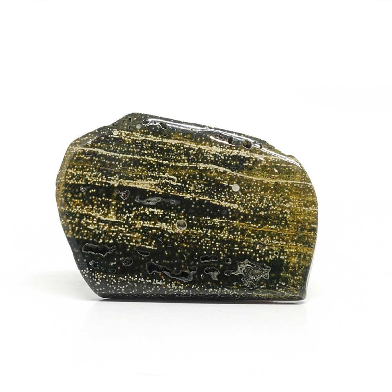 Pour vos créations de bijoux, le jaspe océan est apprécié pour son énergie douce et réconfortante.