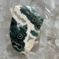 Le jaspe océan est une pierre naturelle