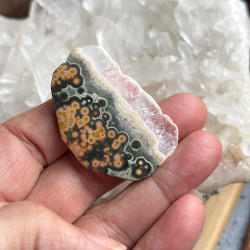 Perle grand format pour vos créations de bijoux énergétiques uniques.