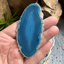 Lot de 12 Tranches d’agate fines