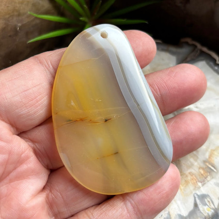 Agate naturelle, 1 Pendentif percé 6 X 4 Cm