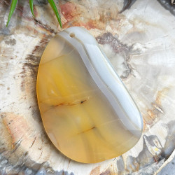 Agate naturelle, 1 Pendentif percé 6 X 4 Cm