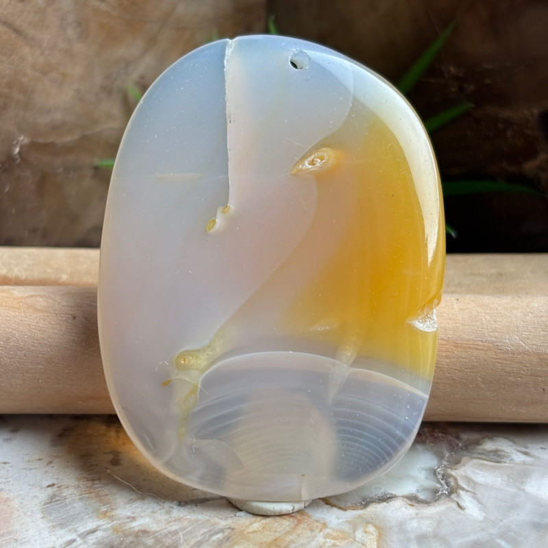 Agate naturelle, 1 Pendentif percé 6 X 4 Cm