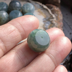 Agate verte, 1 perle gros tambour facetté