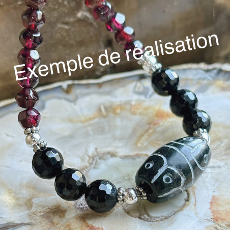 Agate noire mate, 2 perles sculptées