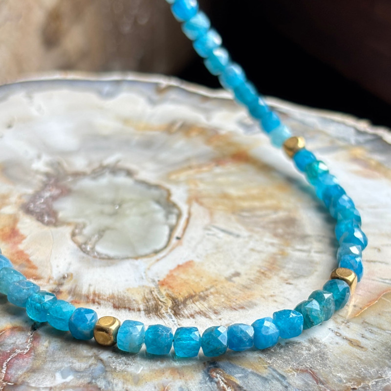 Apatite et hématite dorée, Collier création Gold filled