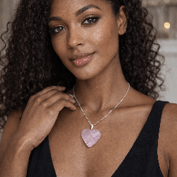 Quartz rose, Pendentif coeur