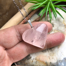 Quartz rose, Pendentif coeur