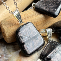 Pendentif en Hyperstene