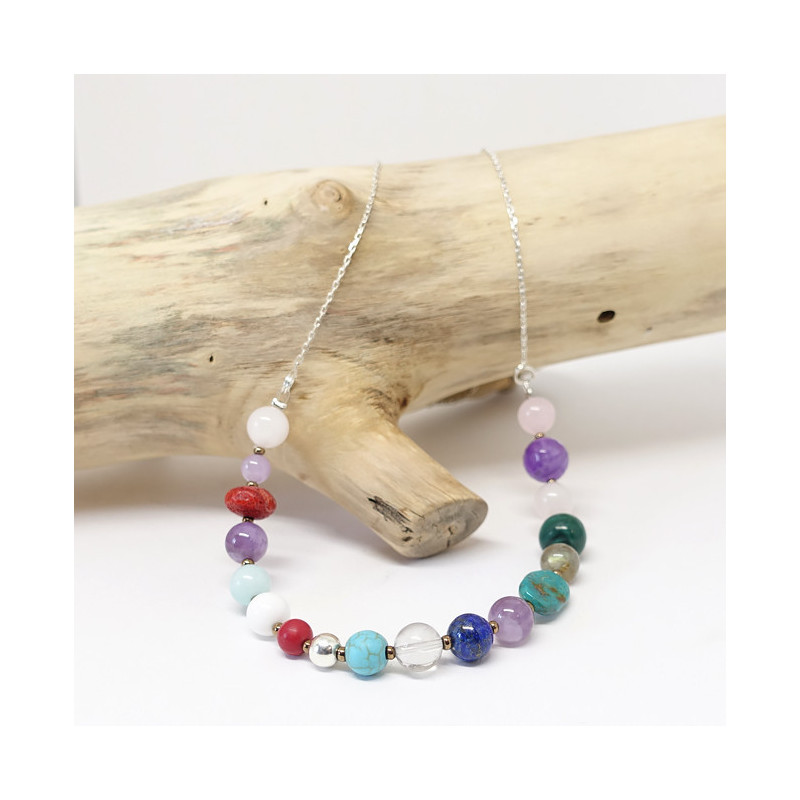 Collier de la collection Mahalo soigneusement réalisés à la main avec de véritables pierres semi-précieuses et des finitions e a