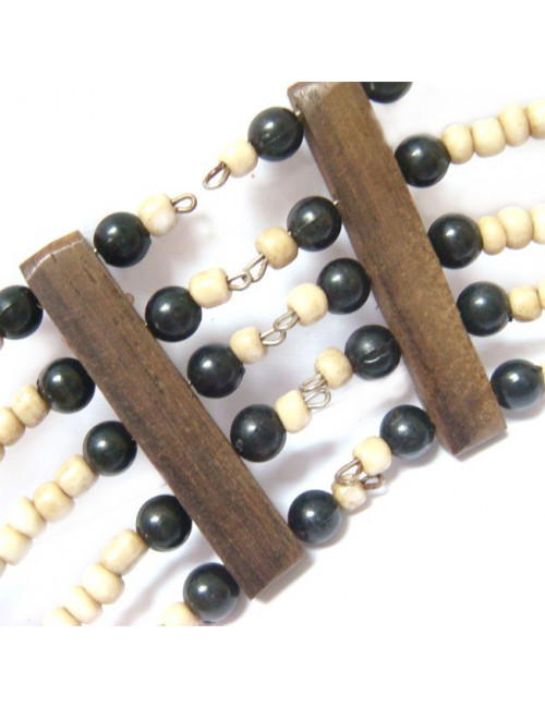 Collier en nacre et bois