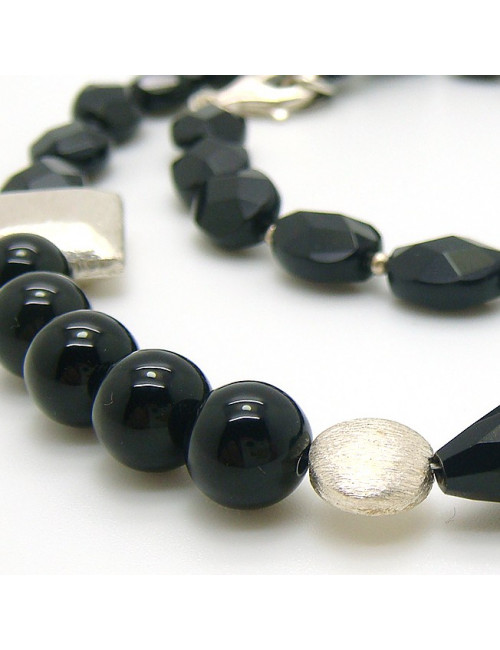 Collier onyx et biwa