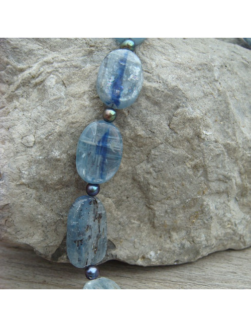 Collier cyanite