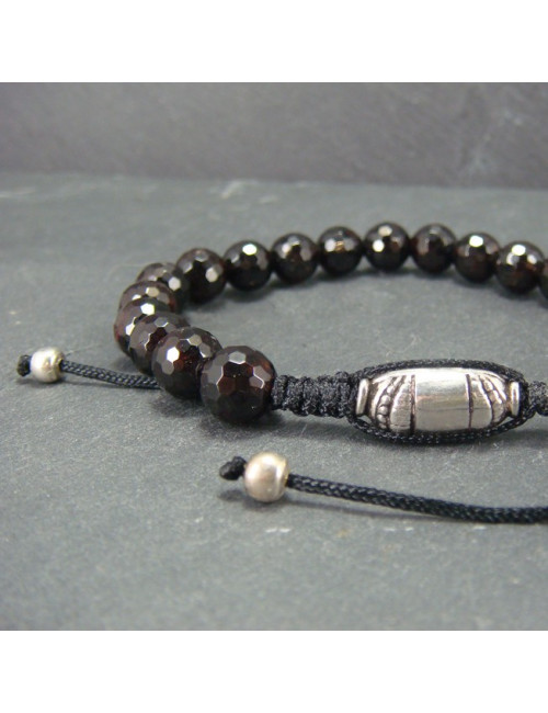 Bracelet homme grenat facetté