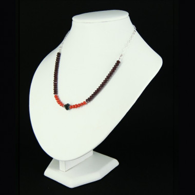 Collier chaîne grenat, corail et quartz fumé