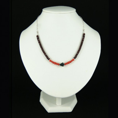 Collier chaîne grenat, corail et quartz fumé