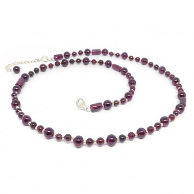 Collier grenat