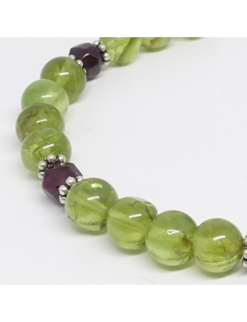 Bracelet péridot et perles grenat