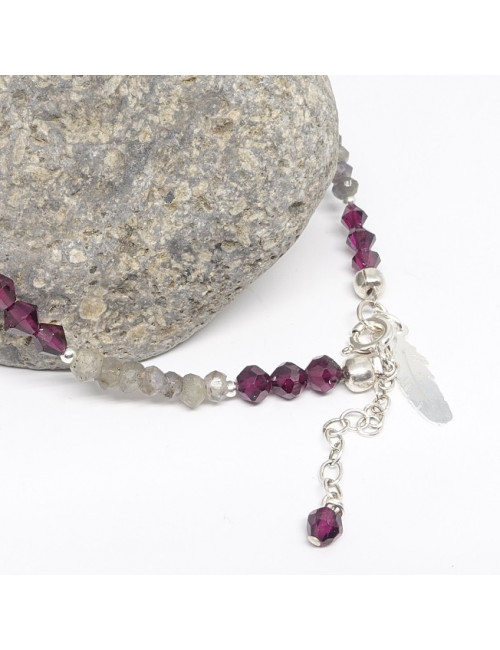 Bracelet fin en labradorite et grenat facetté