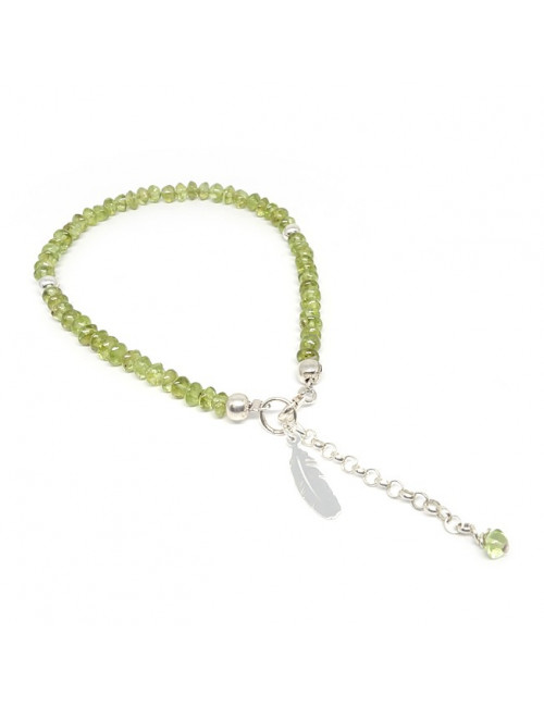 Bracelet fin en péridot, breloque feuille