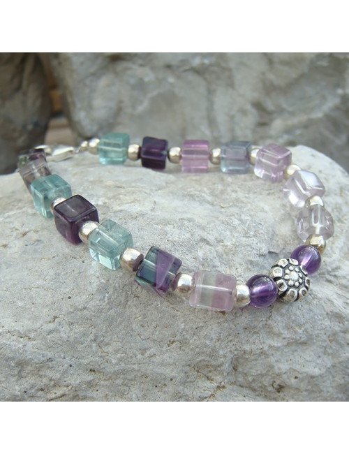 Bracelet en fluorite, améthyste et fleur d' argent