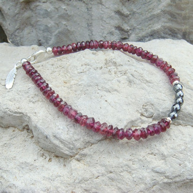 Bracelet grenat et hématite facettée
