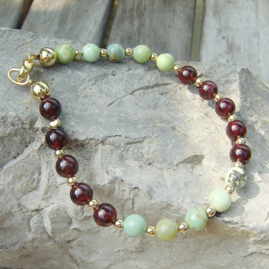 Bracelet grenat, chrysoprase et plaqué or 3 microns
