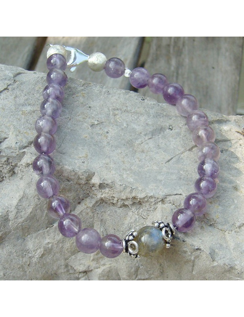 Bracelet améthyste, une perle labradorite