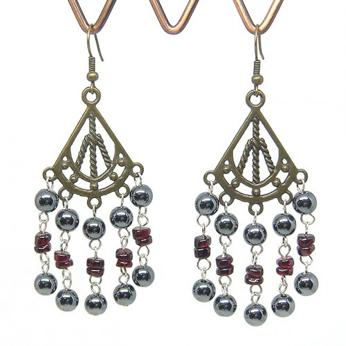 Boucles d'oreilles longues en grenat